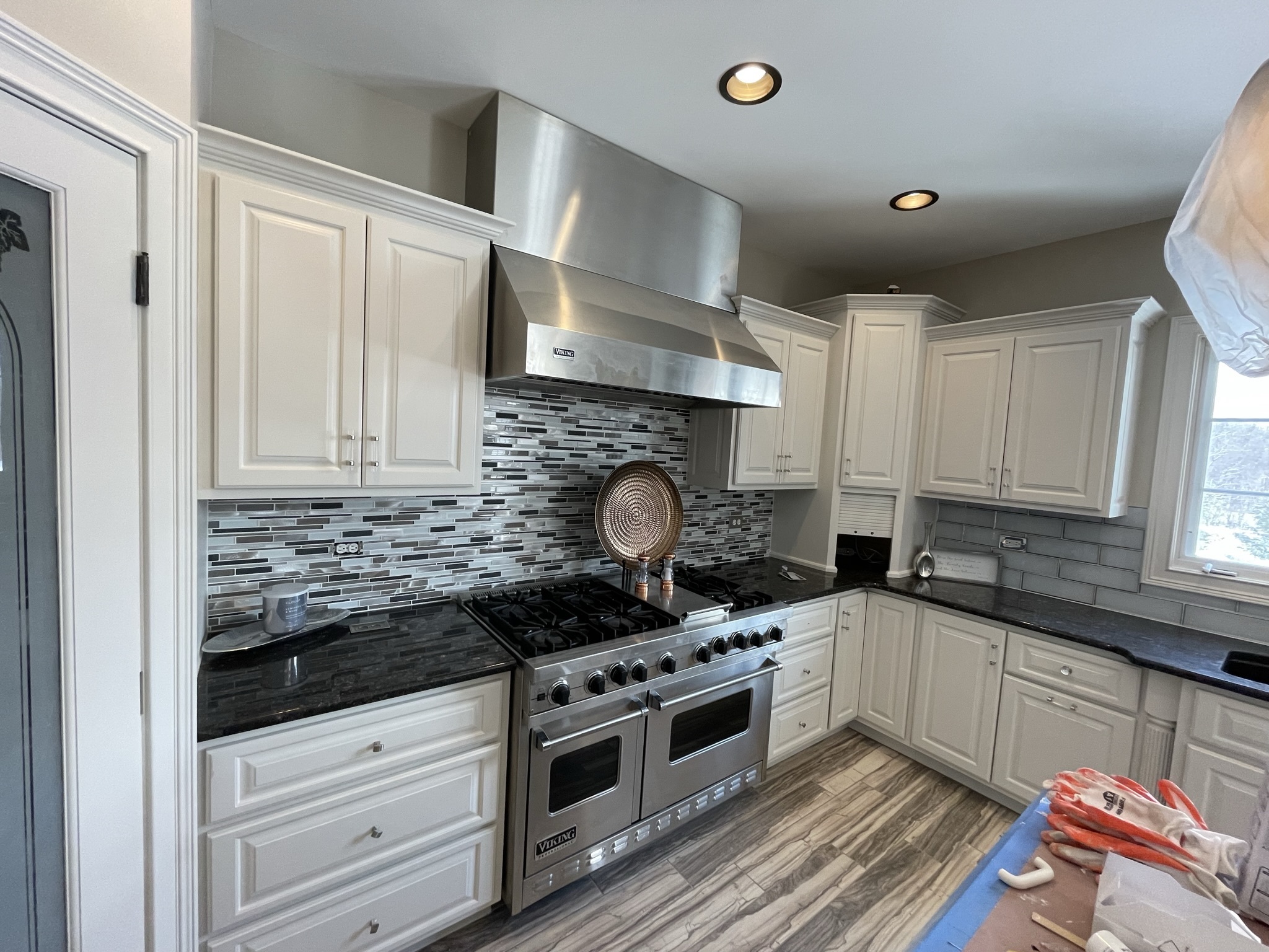 Cabinet painting in Bradley